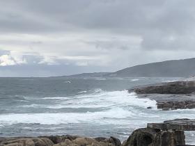 2020-03-31c View N from rough W coast of Cape Leeuwin